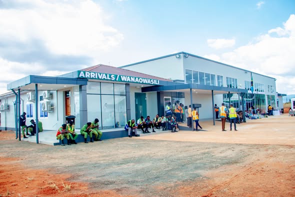 JENGO LA ABIRIA UWANJA WA NDEGE SONGEA LAZINDULIWA